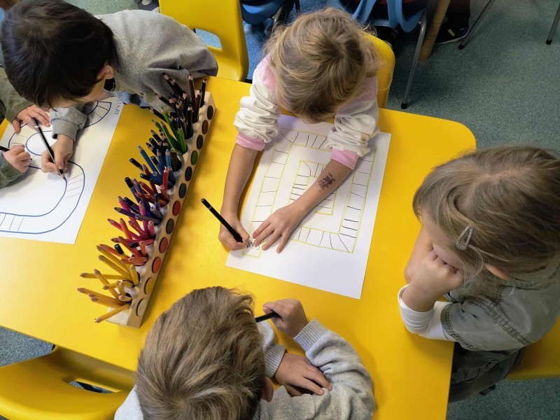 557138759_833975572491890_3150137652428779167_n