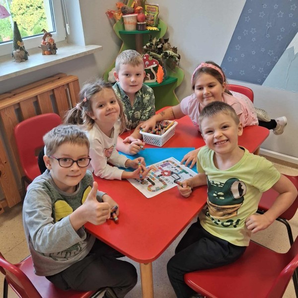 557869609_833975372491910_4842509540006873180_n