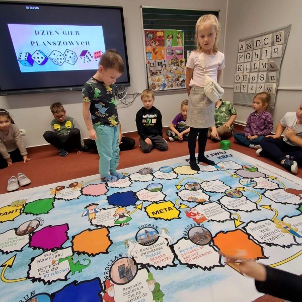 558218202_833975239158590_4810672612346050384_n