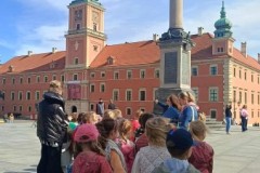 2. Wycieczka autokarowa oddz. V, VI.  Spacer śladami legend warszawskich.