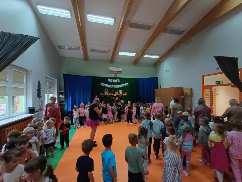 548805093_815939040962210_7933282426060226081_n