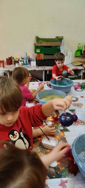 589843123_875881398301307_1777336198371924607