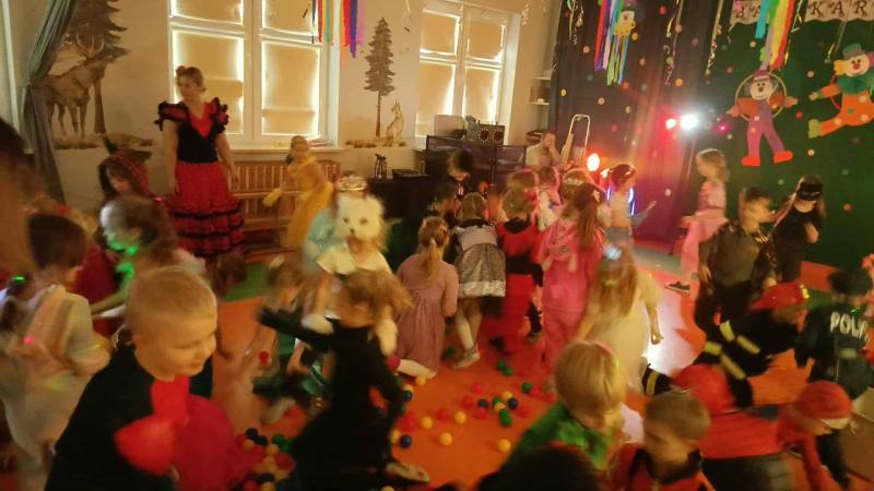 632275094_933867045836075_5206718491645353477_n