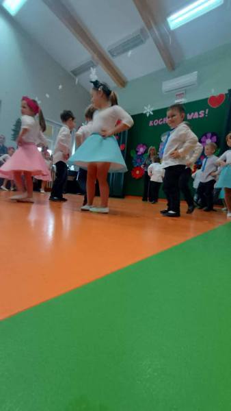 615463616_911394101416703_8489695697472556363_n