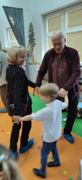 615973376_911395168083263_4354248508636440910_n