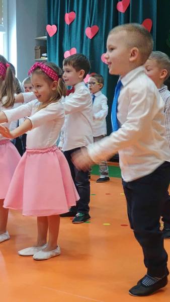 616074078_911394021416711_6766269995576493864_n