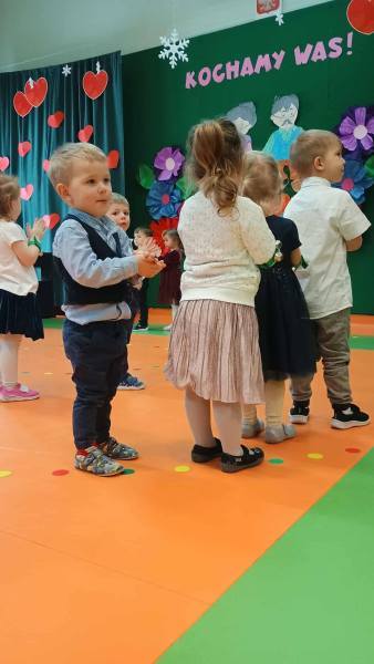 618403356_911394564749990_8224581327865290661_n