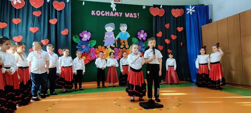 615274380_909878571568256_4518991836020977096_n