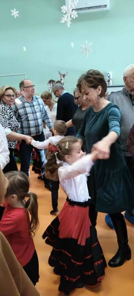 615379444_909879138234866_9032786438832641062_n