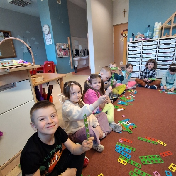 642374752_1284552300213186_3134653676662322100_n