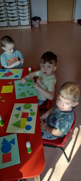 645800056_1824156285211006_2143568689029327794_n