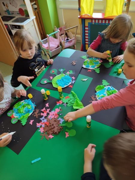 278915101_364614275621087_5795757429169147224_n