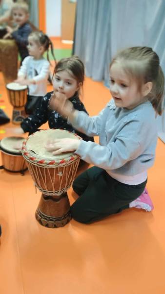 627500082_928002759755837_2281123411402572137_n