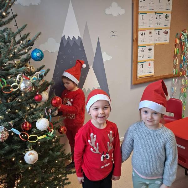 594059282_880905541132226_8335182806116859169_n