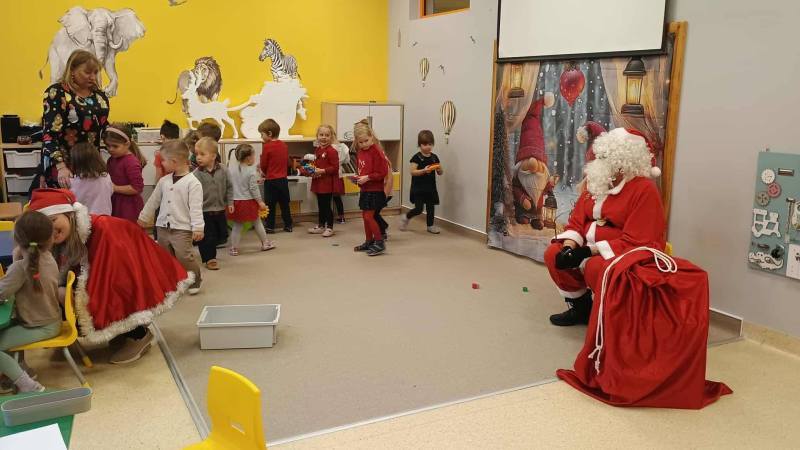 594671328_880904234465690_4192156091678168035_n