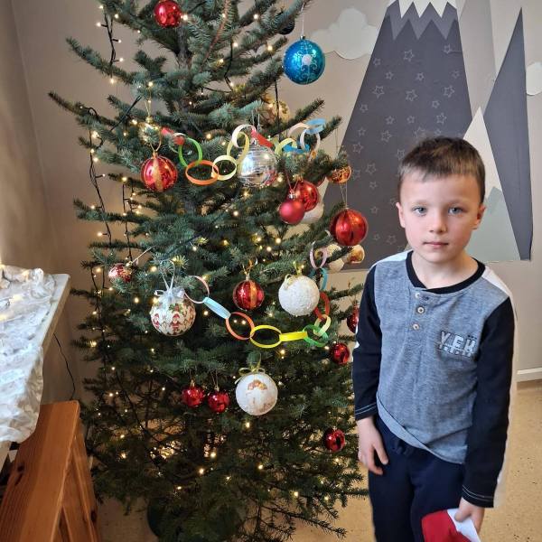 594706196_880905417798905_214126356818212656_n