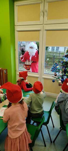 594816931_880903397799107_2995367416830430195_n