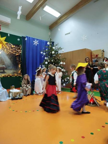 600299211_891598880062892_2115024255371338901_n