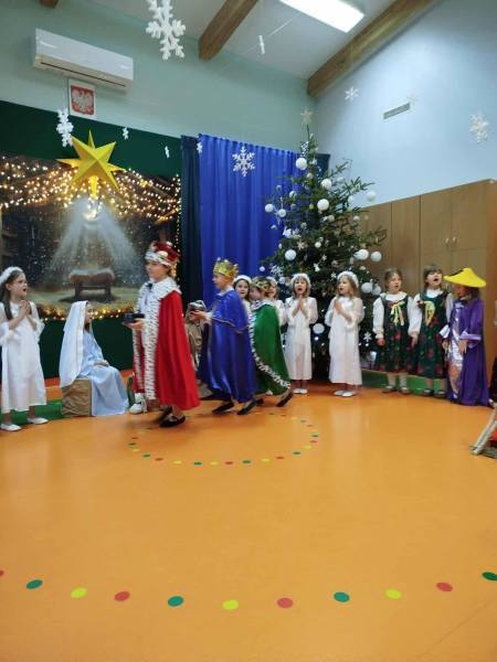 600350873_891598646729582_1628474661079550737_n