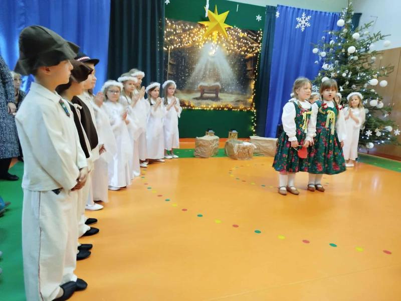 600369424_891598230062957_2288742789726174105_n-1