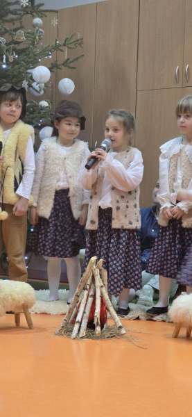 599526109_889284320294348_7334064212967978338_n-1