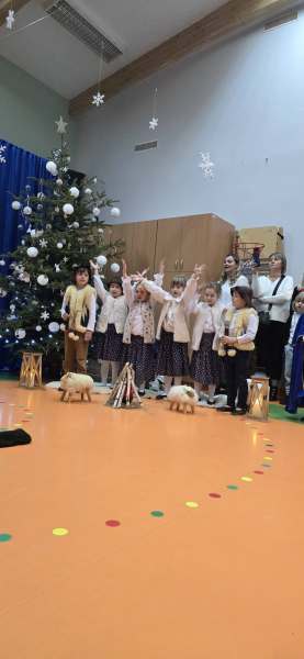 600060141_889283983627715_8311852857009551452_n