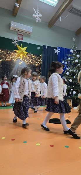 600195265_889283590294421_970364605678569363_n