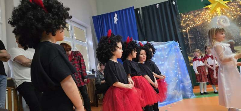 600214021_889281746961272_6658680959666894834_n