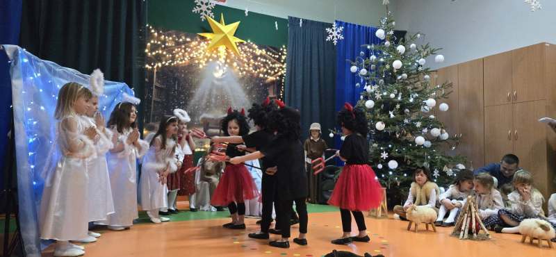 600298903_889282946961152_6196631657313967313_n