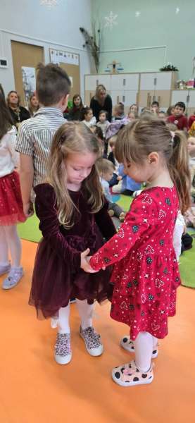 599408389_889277023628411_6988069451980089661_n