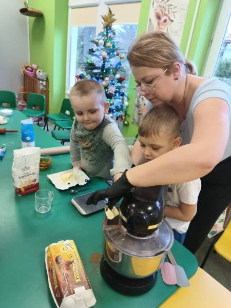 598668670_887297163826397_5801610997812677540_n