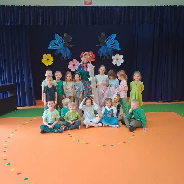 653705497_813440101786128_377983923581011773_n