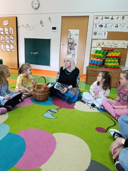 645732750_1910082742966194_5694803485646157936_n