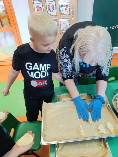 647113858_842322838869403_4625045776447266217_n