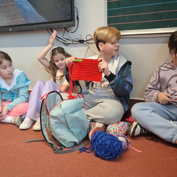 646942175_1862014541141784_1408446346985796518_n