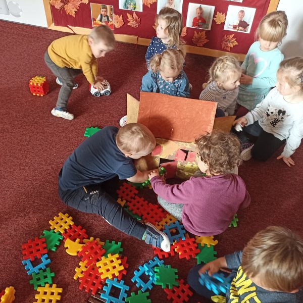 313186788_431232215831271_642345316520944853_n