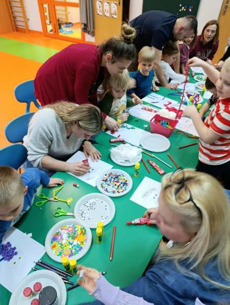 642522414_922311300541900_55775497106300748_n