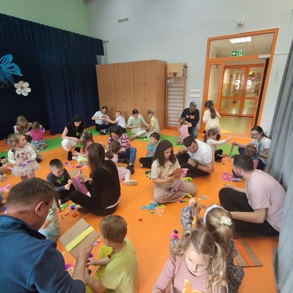 629433874_939380695213394_2431181029512919042_n